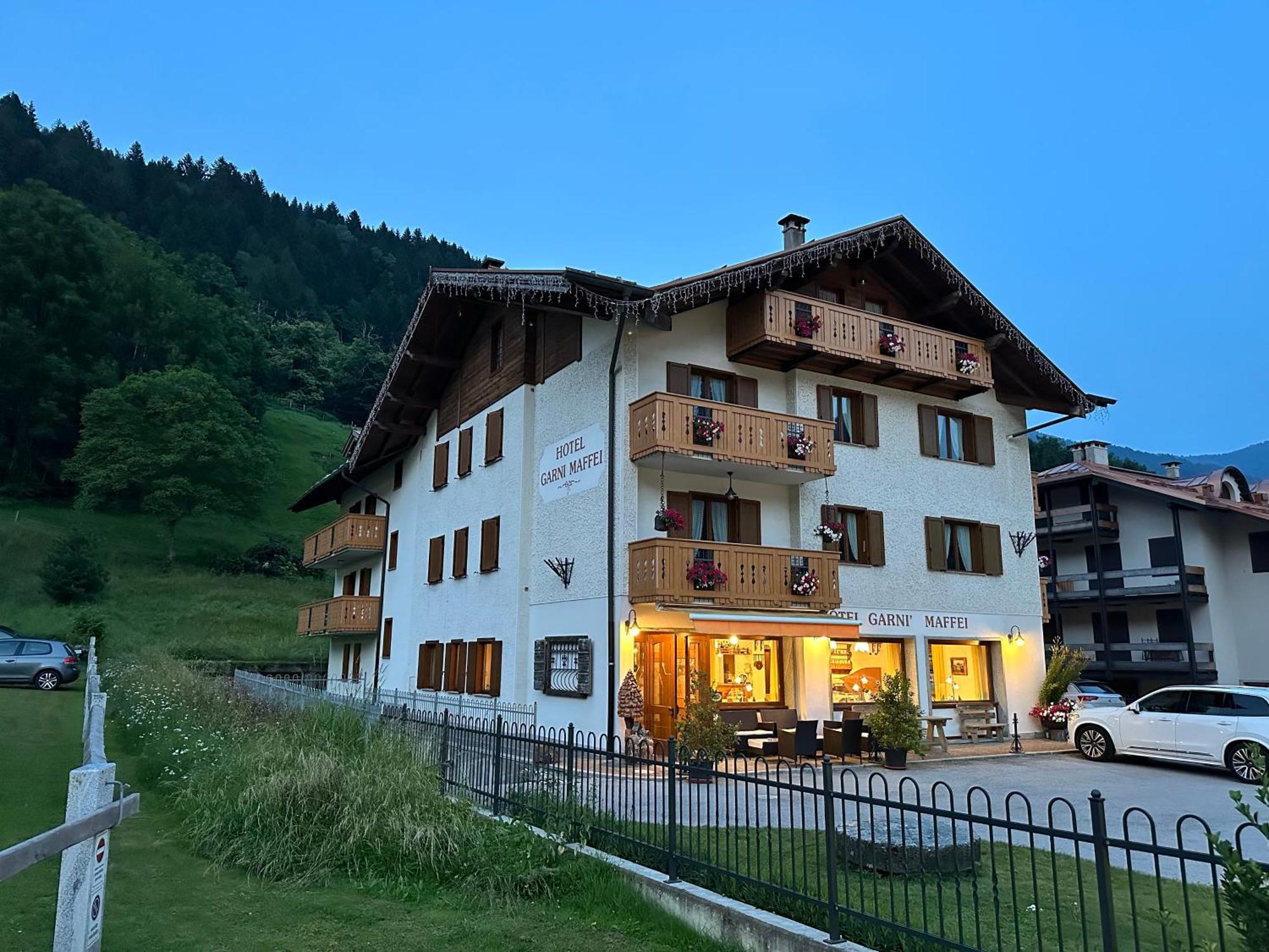Hotel Garni Maffei 핀졸로 외부 사진
